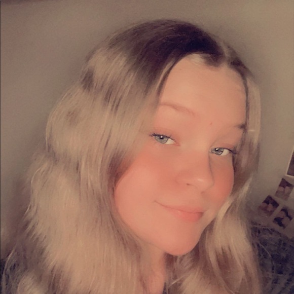 Meet your Posher, Riley - Picture 1 of 1